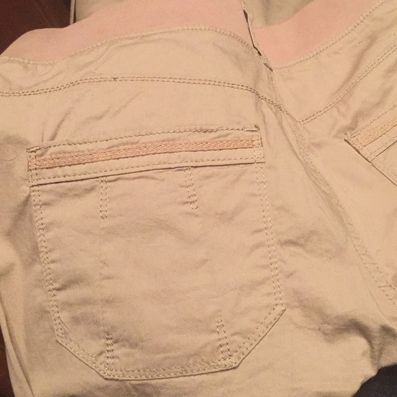 NWT Lee capris - Picture 5 of 6